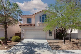 Building Photo - Recently renovated 4 br home in the Southwest