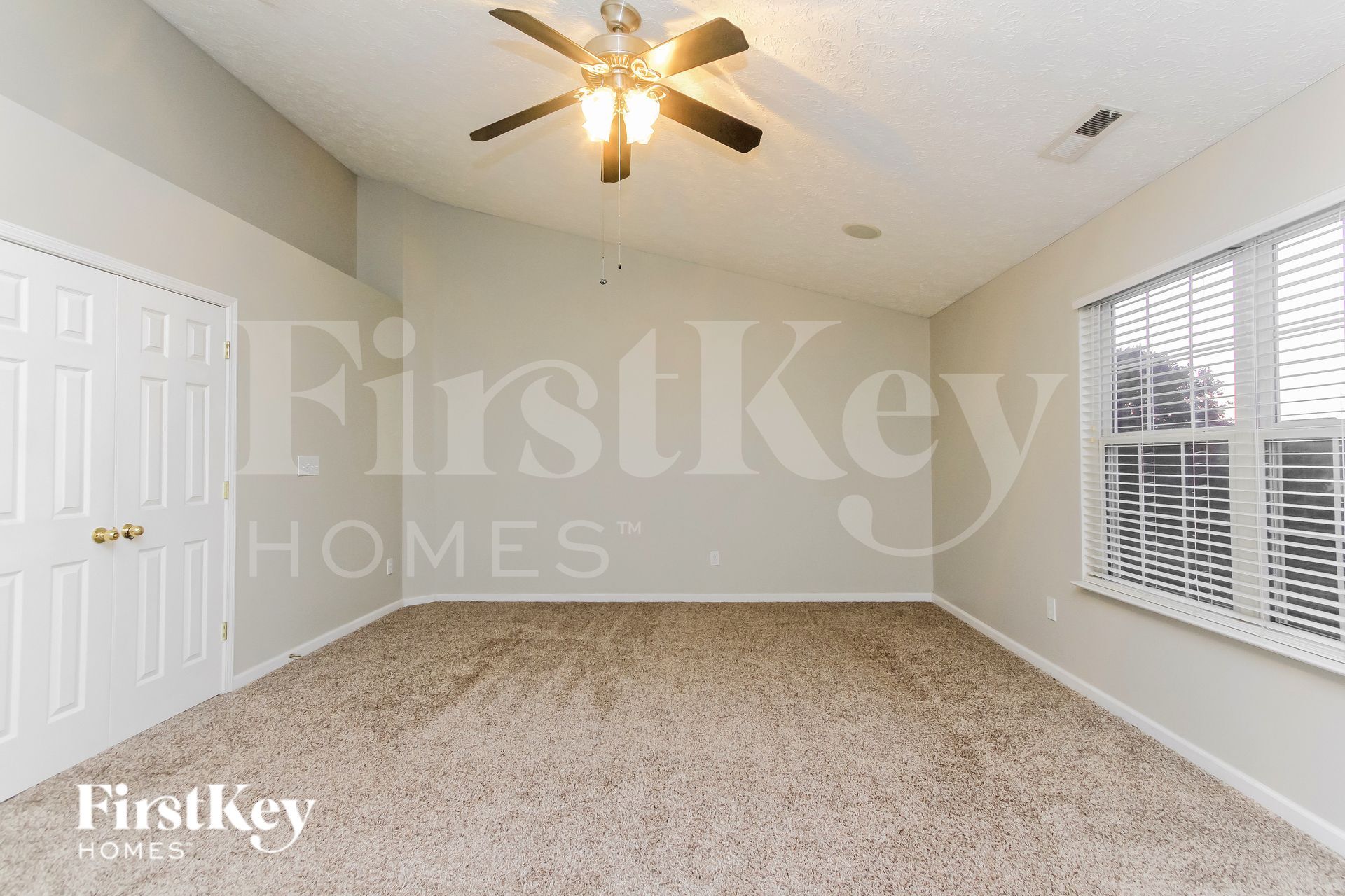 Building Photo - 1914 Winton Dr