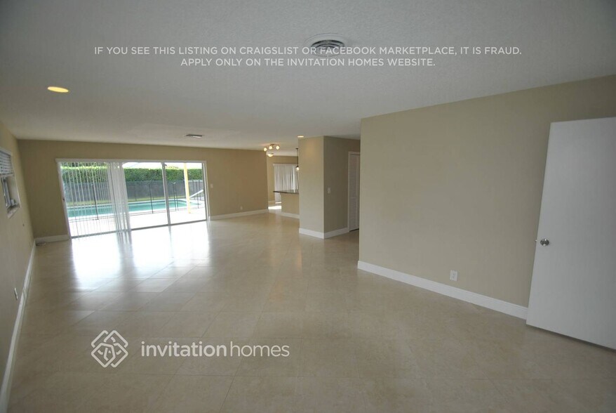 Building Photo - 225 Gleneagles Dr