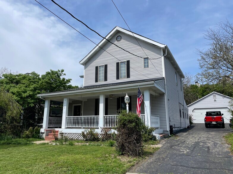 Exterior - 3530 Kroger Ave