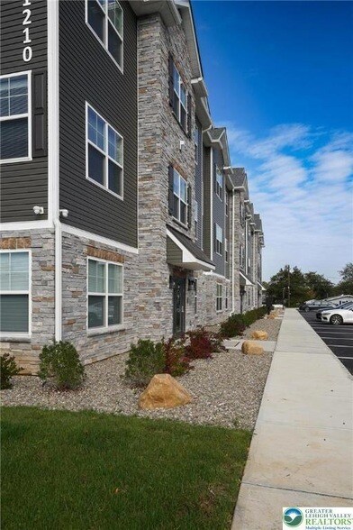 Building Photo - 1210 Eaton Ave