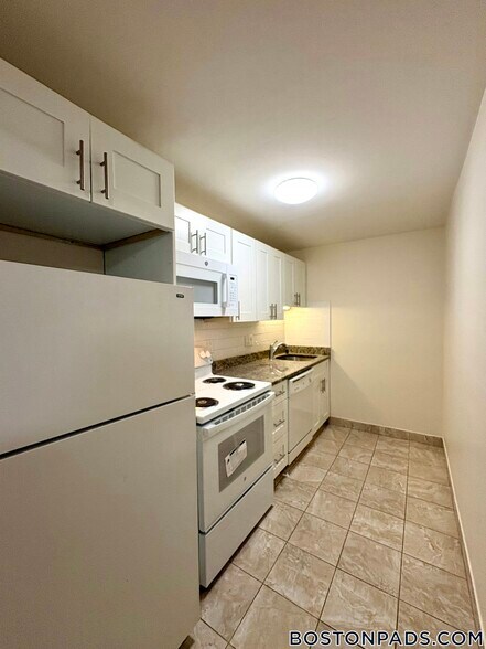 Building Photo - 122 Dustin St