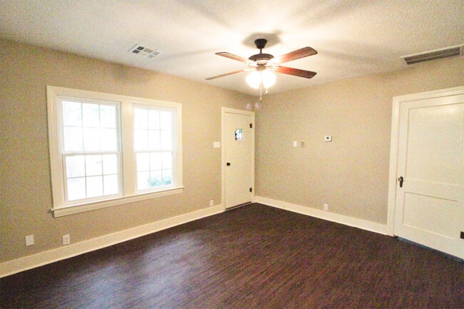 Building Photo - 1453 N 35th St