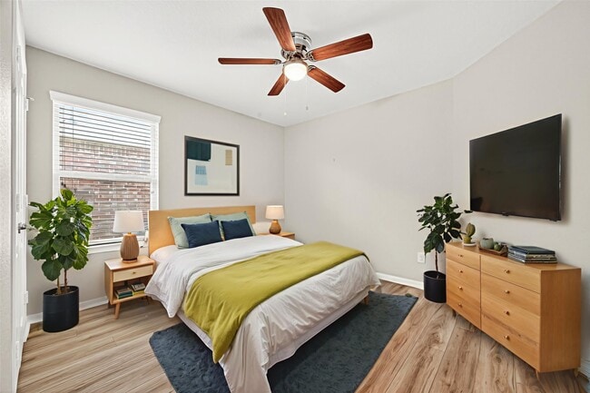 Building Photo - 3326 McDonough Way