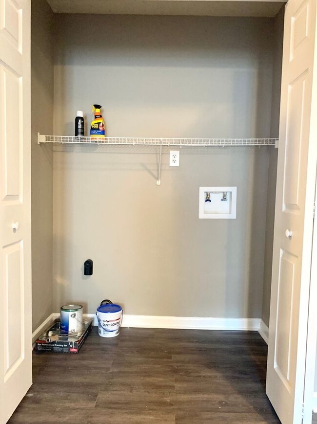 Building Photo - 604 Cory Dr