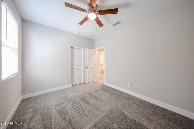 Building Photo - 17333 W Pershing St