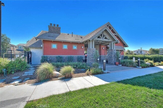Building Photo - 3196 E Olympic Dr