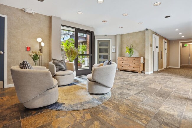 Building Photo - 1bd/1ba Seattle Condo