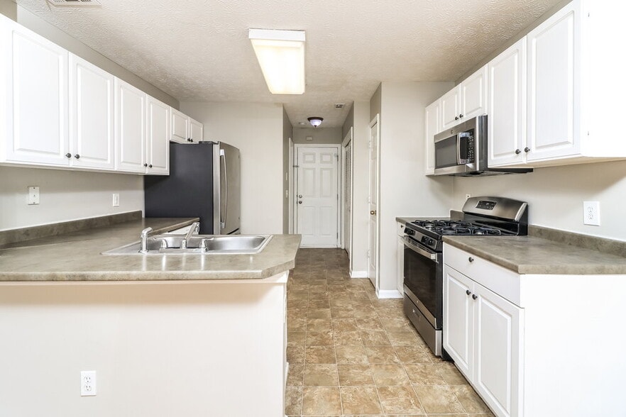 Building Photo - 13477 Aventide Ln