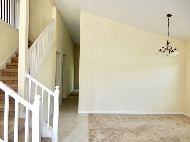 Building Photo - Nice 4/2.5 Two Story Home in Bakers Crossing