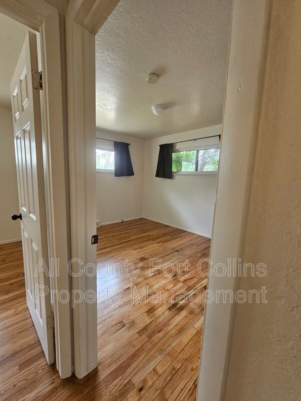 Building Photo - 2511 16th Ave