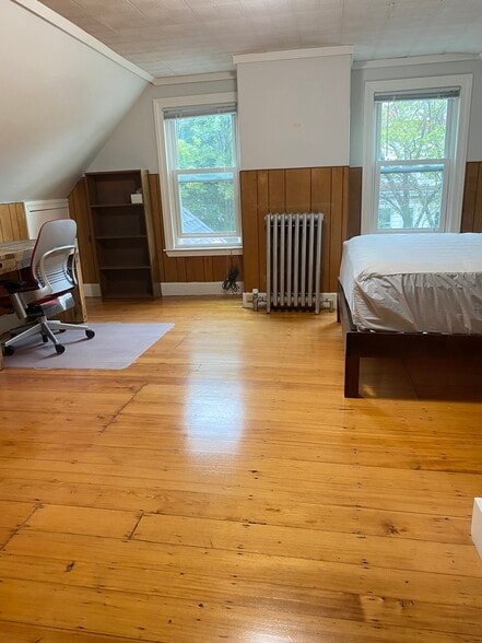 Building Photo - 90 Chandler St