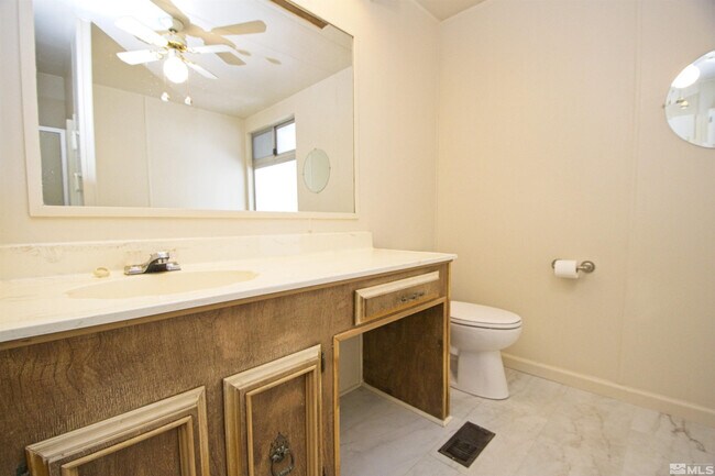 Building Photo - 3726 Sherman Ln