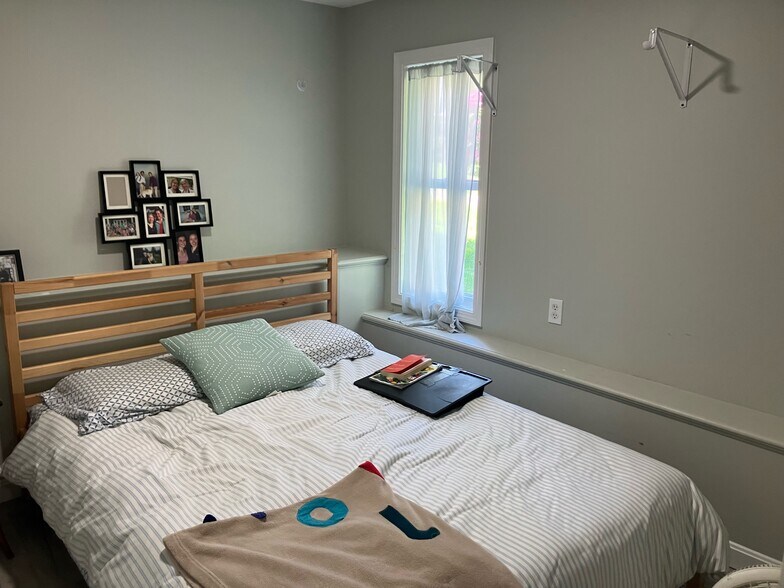 Bedroom - 12 Creswell Rd