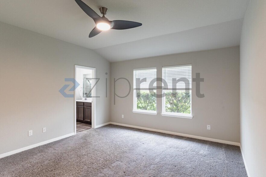 Building Photo - 1520 Homestead Farms Dr