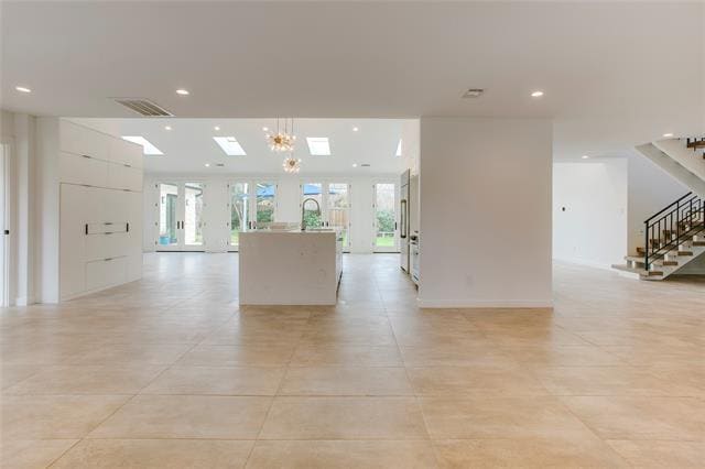 Building Photo - 2045 Marydale Rd