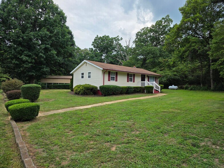 Building Photo - 1425 Dorset Rd