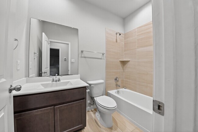 Building Photo - 18102 Humber River Ln