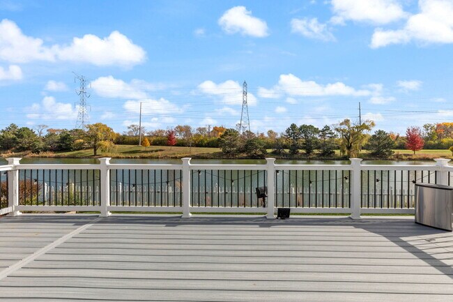 Building Photo - 3144 Bennett Pl