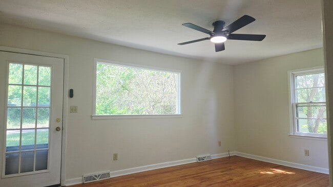 Building Photo - 67 Joyner Ave