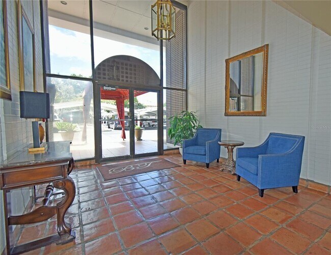 Building Photo - 4015 Bayshore Blvd