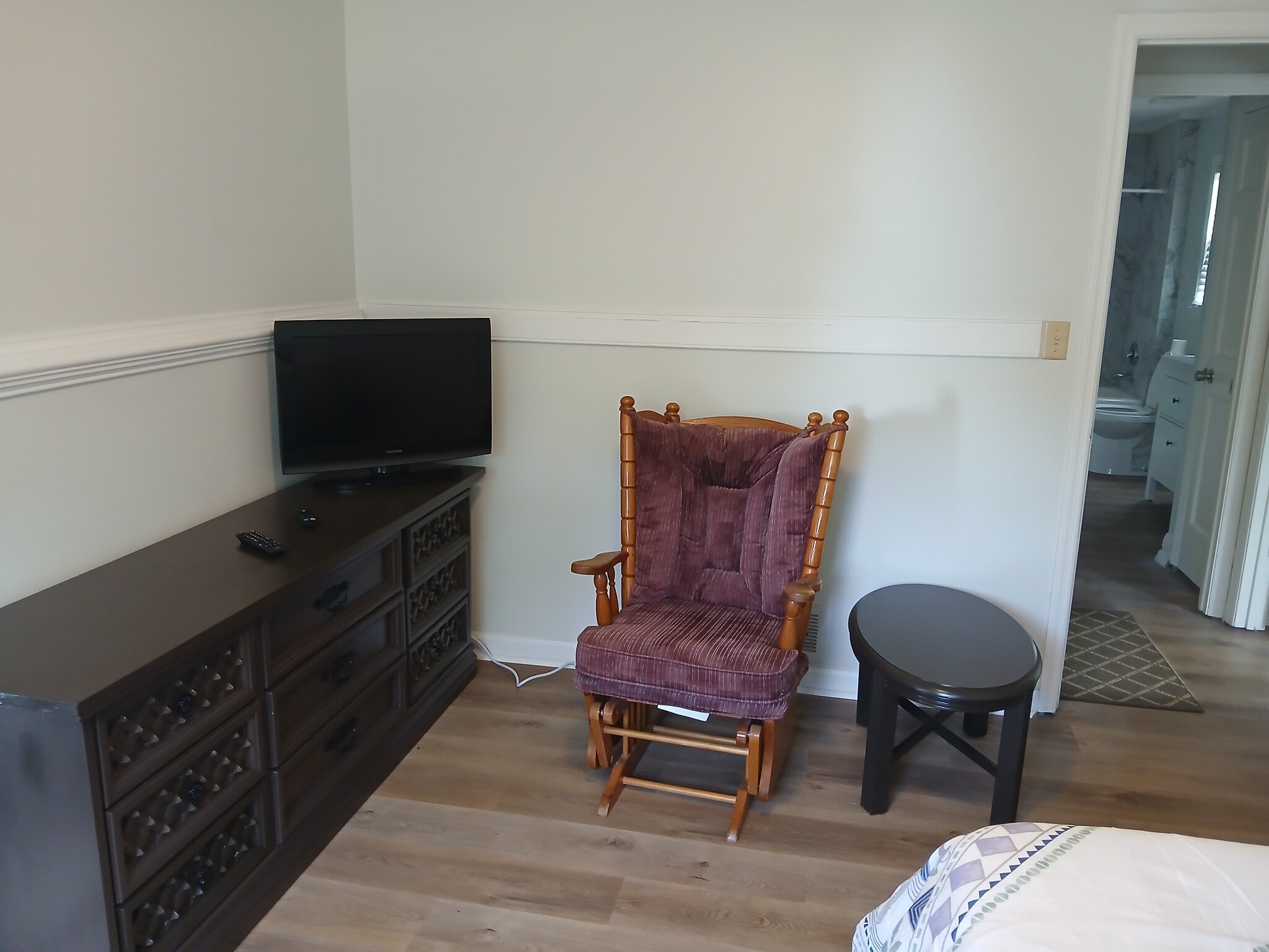 Room B - Dresser/TV/Rocker/Coffee table - 3634 Riley Rd
