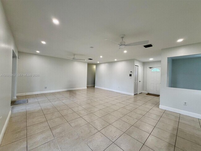 Building Photo - 7711 SW 131st Ave
