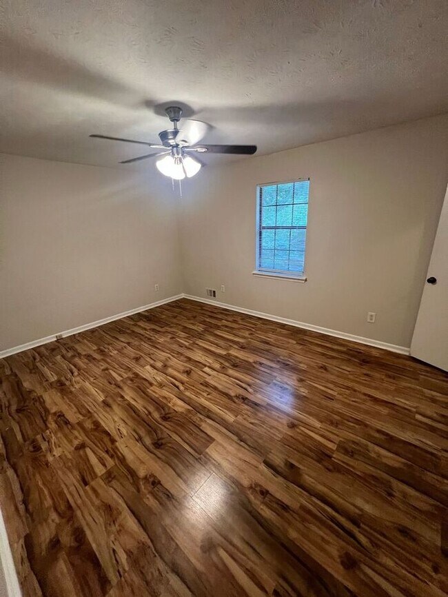Building Photo - !!!WARNING: AVOID SCAMS CONFIRM RENTAL AT ...