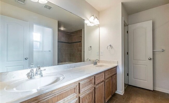 Building Photo - Beautiful / Spacious / 3 Bed Home in Killeen