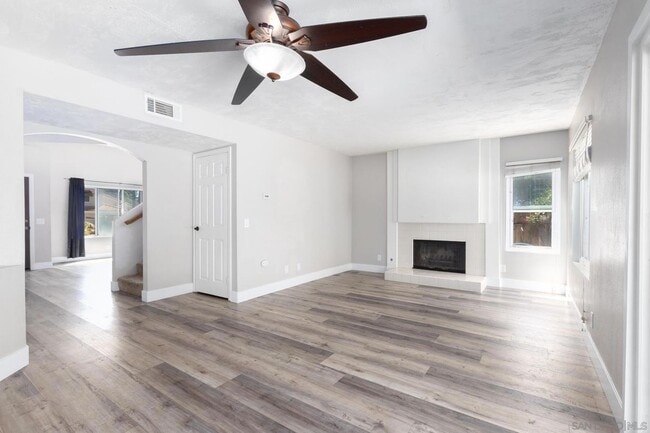 Building Photo - 36085 Provence Dr