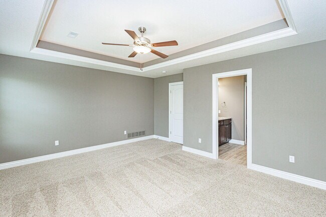 Building Photo - 6401 Cobble Creek Dr