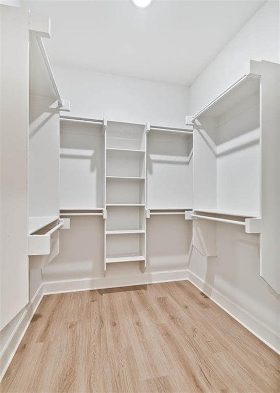 Building Photo - 10 Briscoe Ln