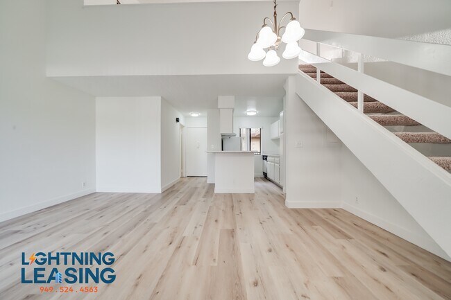 Building Photo - 6827 Whitsett Ave