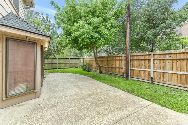 Building Photo - 16019 Stratton Park Dr