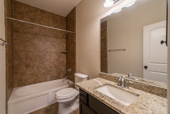 Building Photo - 74 S Sawbridge Cir