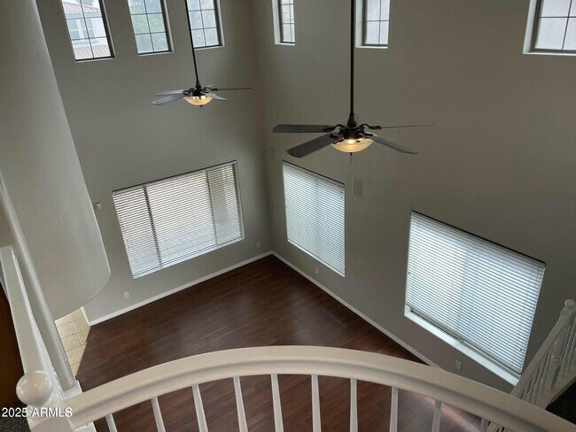 Building Photo - 3117 S Southwind Dr