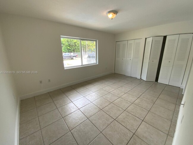 Building Photo - 3342 NW 9th Ave
