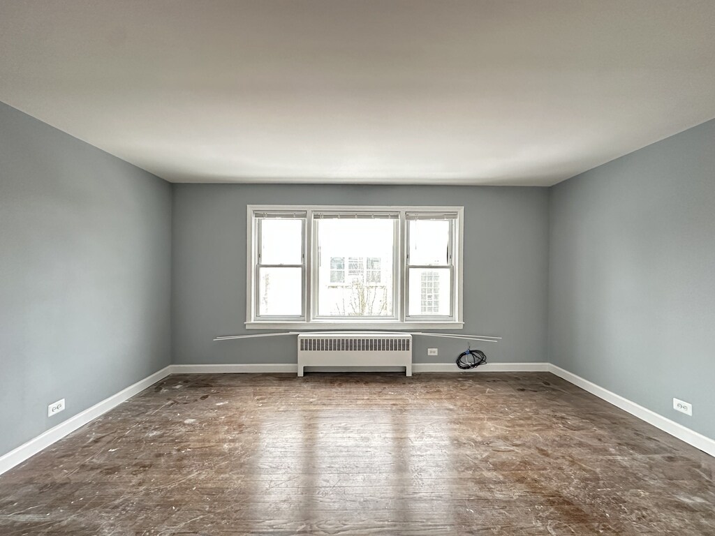 Building Photo - 6721 N California Ave