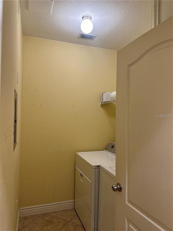 Building Photo - 2724 Via Murano