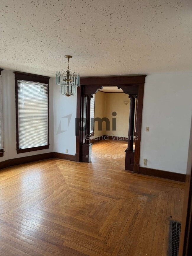 Building Photo - 1803 Madison Ave