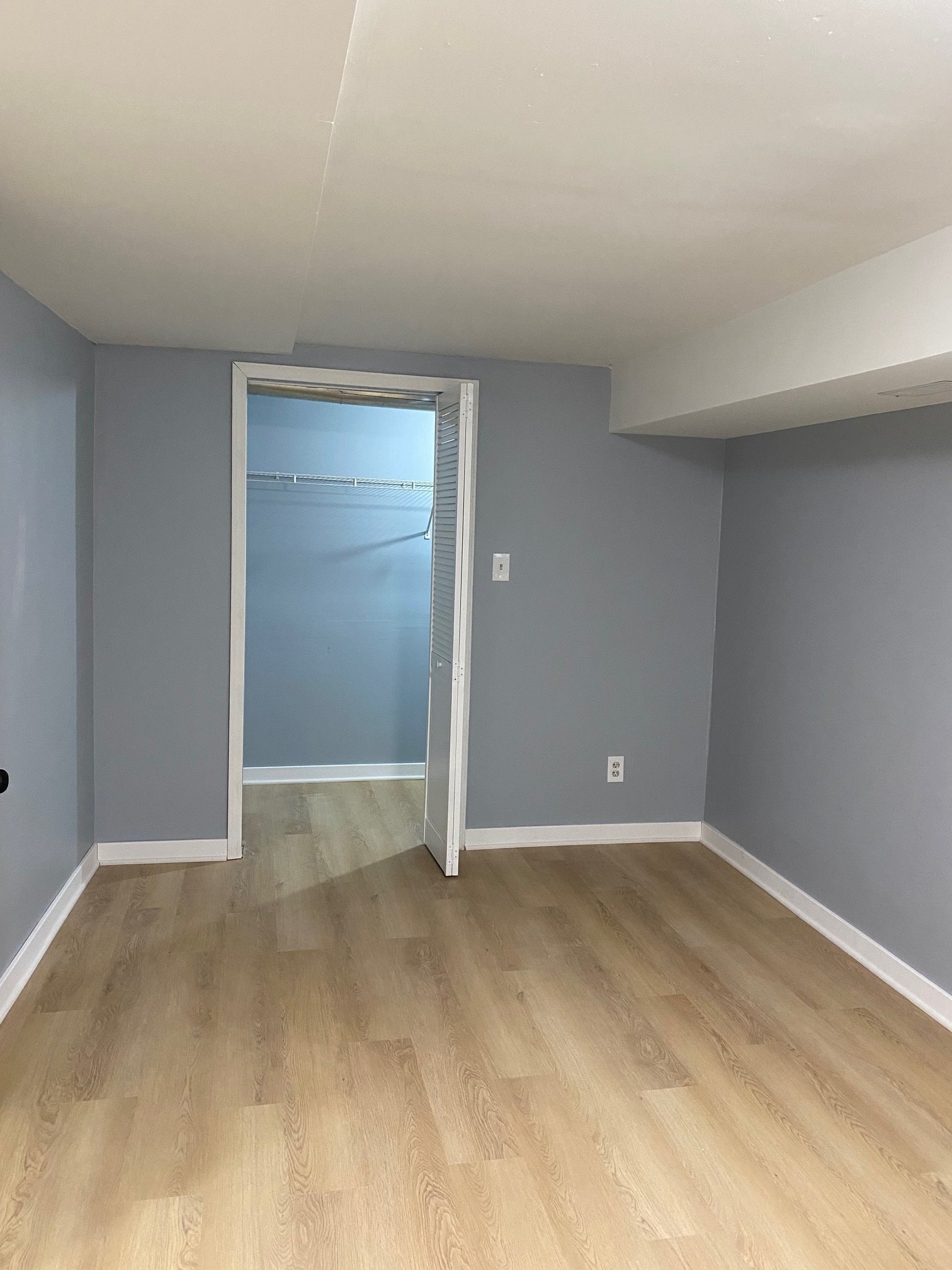 Building Photo - 3755 S Winchester Ave