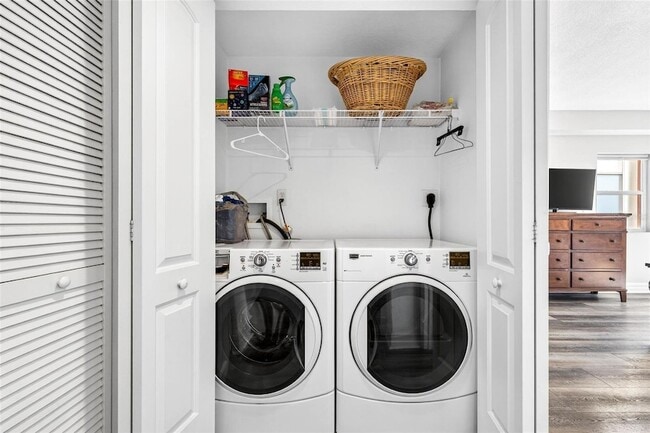 Building Photo - 4516 Seagull Dr