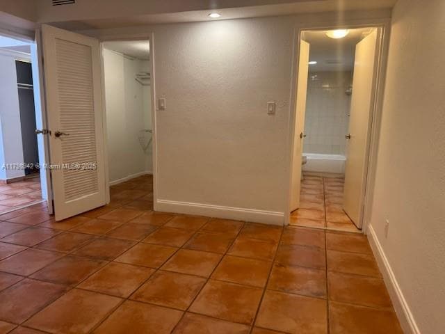 Building Photo - 5401 Collins Ave