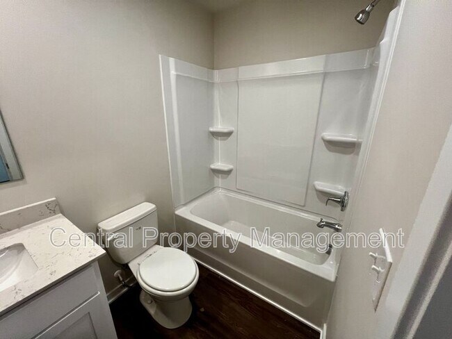 Building Photo - 6014 Tavener Dr