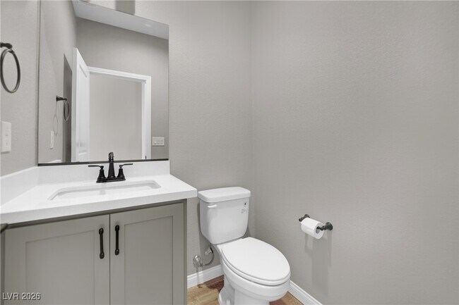 Building Photo - 1749 S Desert Foothills Dr