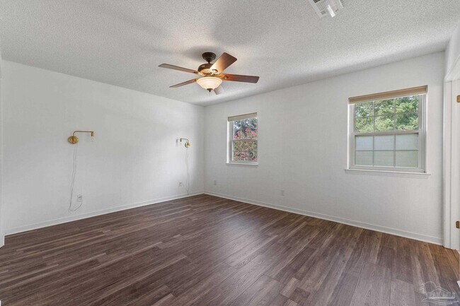 Building Photo - 4613 Pebble Creek Dr