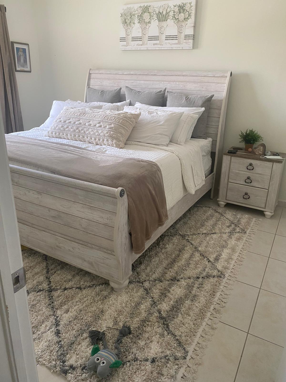 Master room - 7350 NW 114th Ave