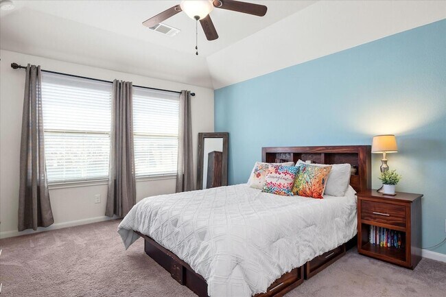 Building Photo - 5813 Casstello Dr