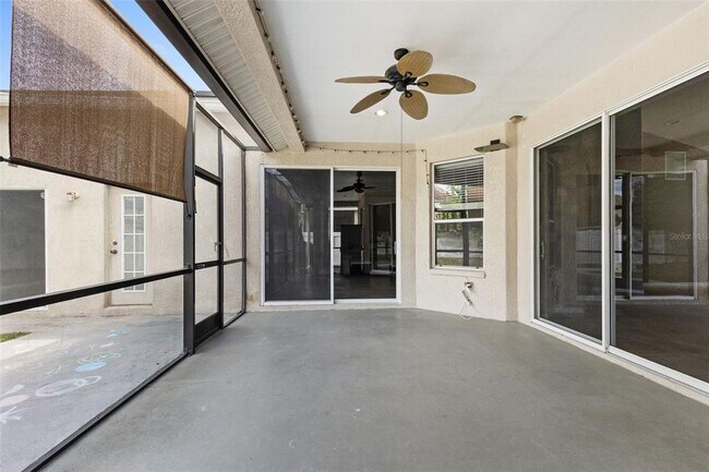 Building Photo - 13655 Artesa Bell Dr