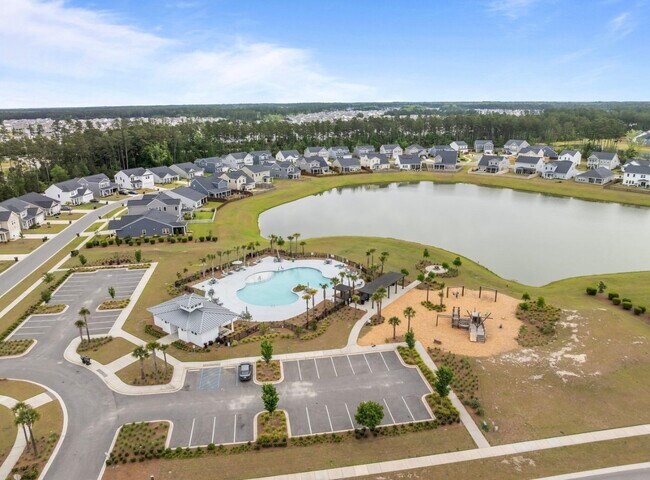 Building Photo - 401 Carrara Dr